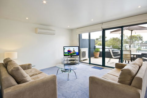Anchorage Motel & Villas Lorne - Whitsundays Accommodation 20