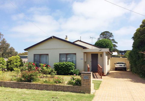 Nautique Beach House - Whitsundays Accommodation 21