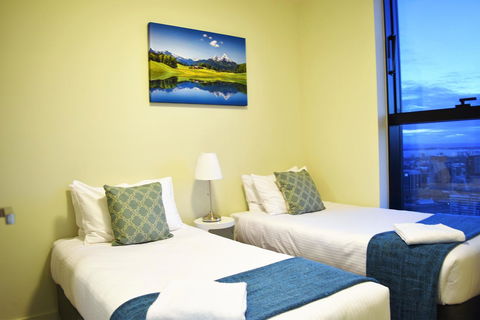 Melbourne SkyHigh Apartments - Whitsundays Accommodation 25