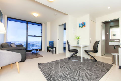 Melbourne SkyHigh Apartments - Whitsundays Accommodation 5
