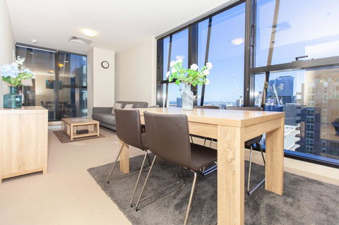 Melbourne SkyHigh Apartments - Whitsundays Accommodation 4