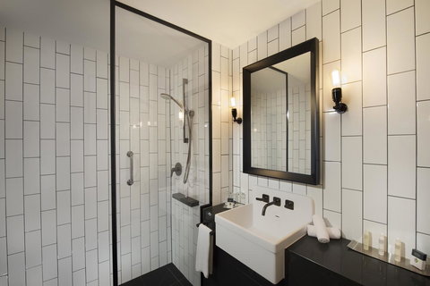 DoubleTree By Hilton Melbourne - Whitsundays Accommodation 15