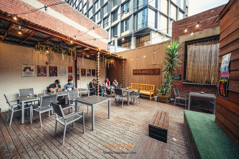 Nomads Melbourne Backpackers - Whitsundays Accommodation 6