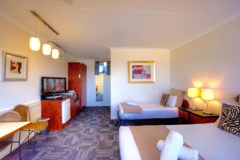 The Sandridge Motel - Whitsundays Accommodation 10