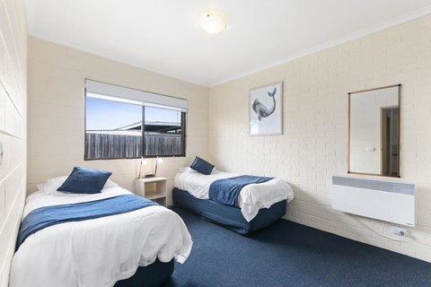 Allambi Holiday Apartments - Whitsundays Accommodation 11