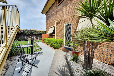 Allambi Holiday Apartments - Whitsundays Accommodation 25