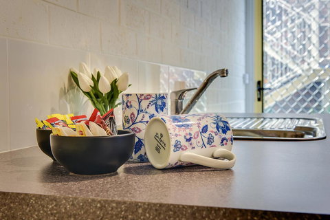 Allambi Holiday Apartments - Whitsundays Accommodation 32