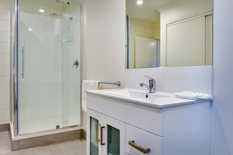 Allambi Holiday Apartments - Whitsundays Accommodation 36