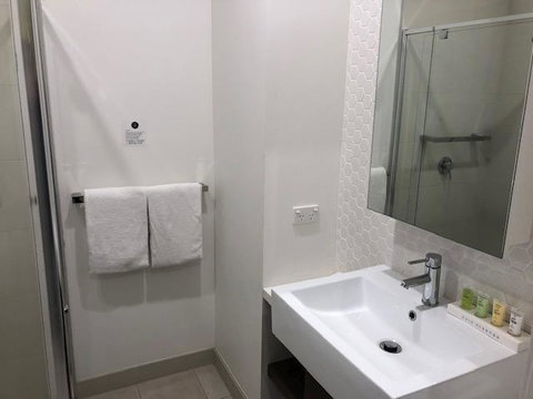 Whitehorse Apartments Hotel - Whitsundays Accommodation 3