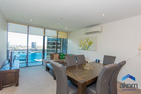 AKOM AT Docklands - Whitsundays Accommodation 5