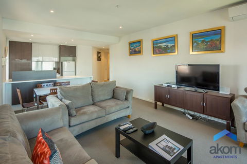 AKOM AT Docklands - Whitsundays Accommodation 15