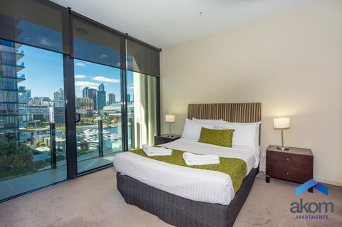 AKOM AT Docklands - Whitsundays Accommodation 26