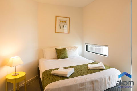 AKOM AT Docklands - Whitsundays Accommodation 12