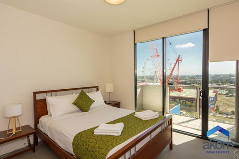 AKOM AT Docklands - Whitsundays Accommodation 11