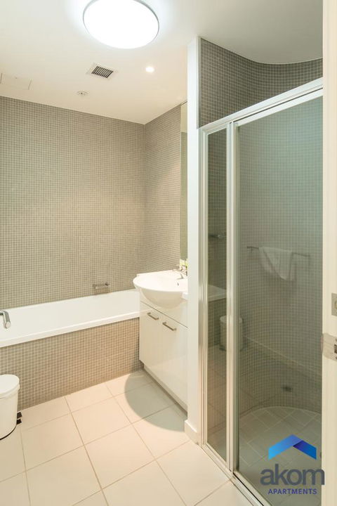 AKOM AT Docklands - Whitsundays Accommodation 13