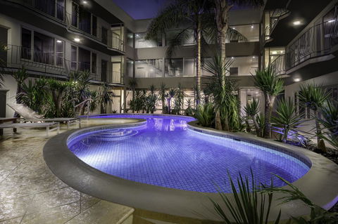 BEST WESTERN PLUS Travel Inn - Whitsundays Accommodation 2