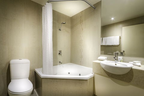 BEST WESTERN PLUS Travel Inn - Whitsundays Accommodation 44