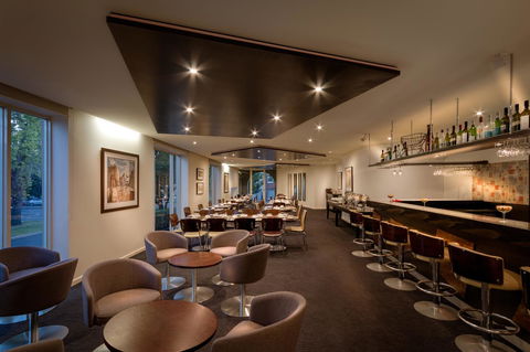 BEST WESTERN PLUS Travel Inn - Whitsundays Accommodation 13