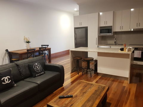 Sublime Spa Apartments - Whitsundays Accommodation 5