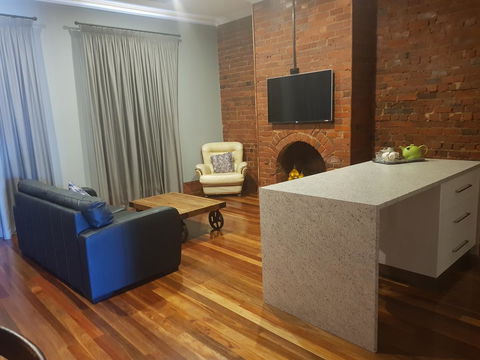 Sublime Spa Apartments - Whitsundays Accommodation 12