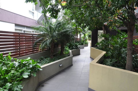 St Kilda Central Apartments - Whitsundays Accommodation 8