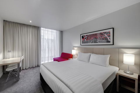 Travelodge Hotel Melbourne Docklands - Whitsundays Accommodation 0
