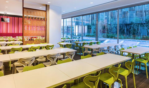 Travelodge Hotel Melbourne Docklands - Whitsundays Accommodation 16