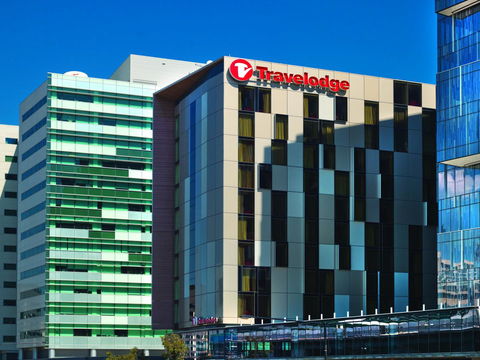 Travelodge Hotel Melbourne Docklands - Whitsundays Accommodation 4