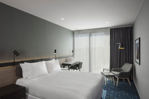 Vibe Hotel Melbourne Docklands - Whitsundays Accommodation 44