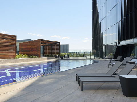 Vibe Hotel Melbourne Docklands - Whitsundays Accommodation 9