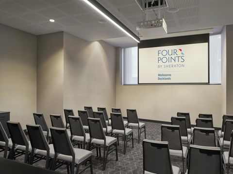 Vibe Hotel Melbourne Docklands - Whitsundays Accommodation 34
