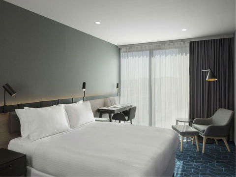 Vibe Hotel Melbourne Docklands - Whitsundays Accommodation 15