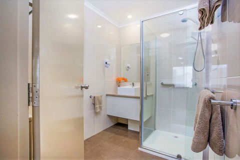 Comfort Inn Warrnambool International - Whitsundays Accommodation 3