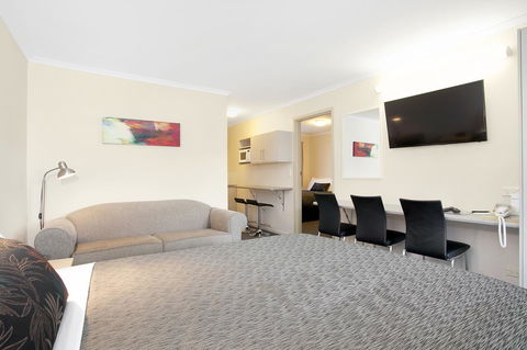 Comfort Inn Warrnambool International - Whitsundays Accommodation 26