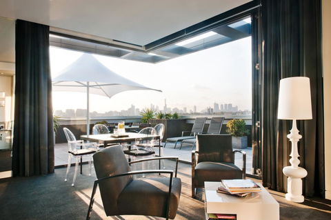 The Cullen Melbourne - Art Series - Whitsundays Accommodation 20
