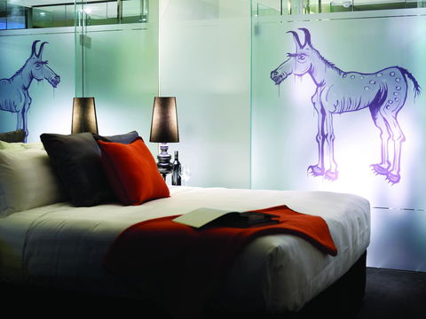 The Cullen Melbourne - Art Series - Whitsundays Accommodation 31