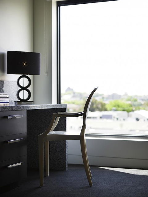 The Cullen Melbourne - Art Series - Whitsundays Accommodation 2