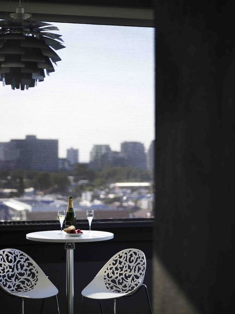 The Cullen Melbourne - Art Series - Whitsundays Accommodation 40