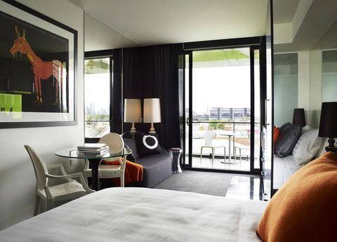 The Cullen Melbourne - Art Series - Whitsundays Accommodation 27