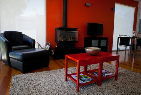 Battery Cove Beach Front Apartment - Whitsundays Accommodation 10