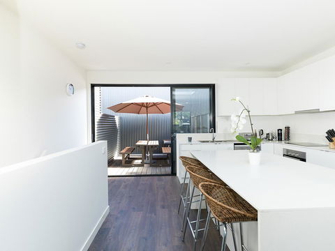 Vista De Phillip Island - Whitsundays Accommodation 13
