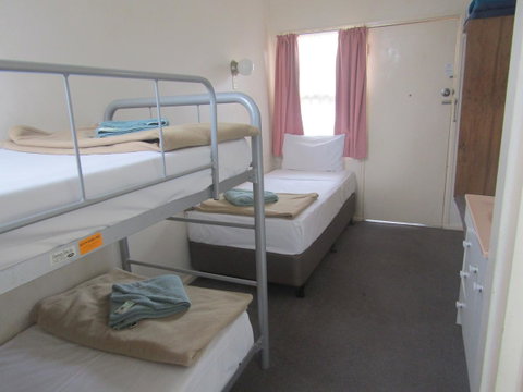 Twin City Motor Inn - Whitsundays Accommodation 19