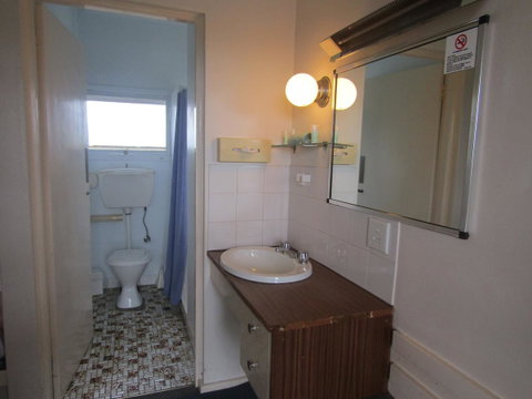 Twin City Motor Inn - Whitsundays Accommodation 13