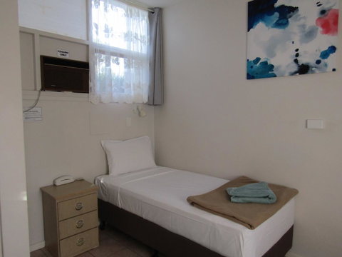 Twin City Motor Inn - Whitsundays Accommodation 12
