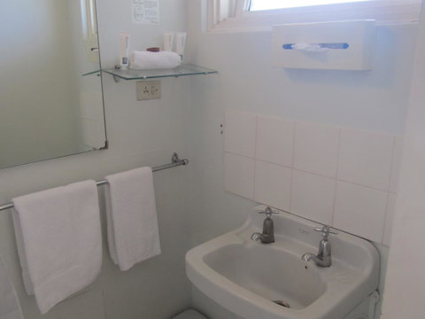 Twin City Motor Inn - Whitsundays Accommodation 28
