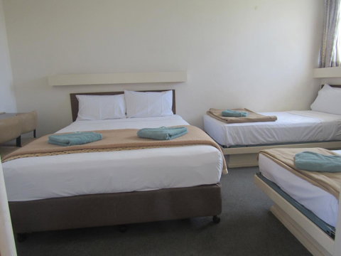 Twin City Motor Inn - Whitsundays Accommodation 4