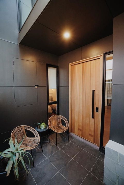 THE WAREHOUSE APARTMENTS - Whitsundays Accommodation 5