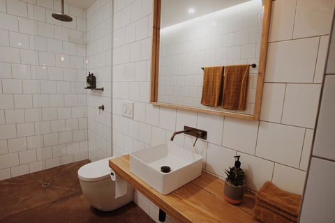 THE WAREHOUSE APARTMENTS - Whitsundays Accommodation 10