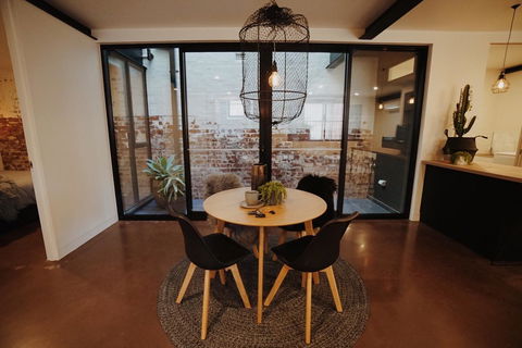 THE WAREHOUSE APARTMENTS - Whitsundays Accommodation 7