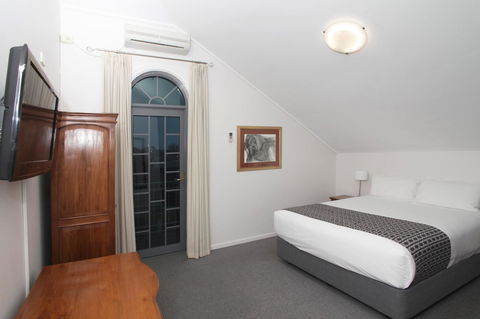 Quality Inn & Suites The Menzies - Whitsundays Accommodation 28